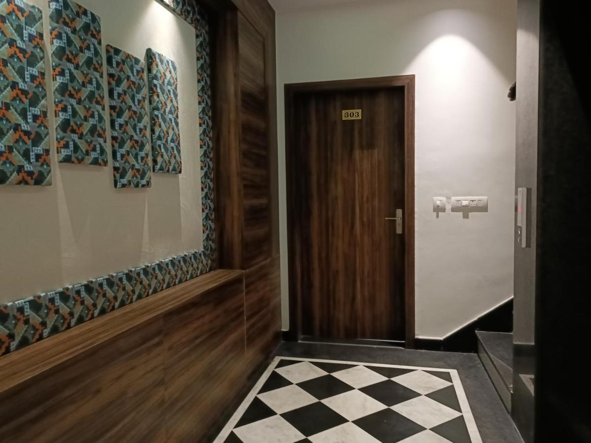 Hotel Vrinda Inn Udaipur Buitenkant foto