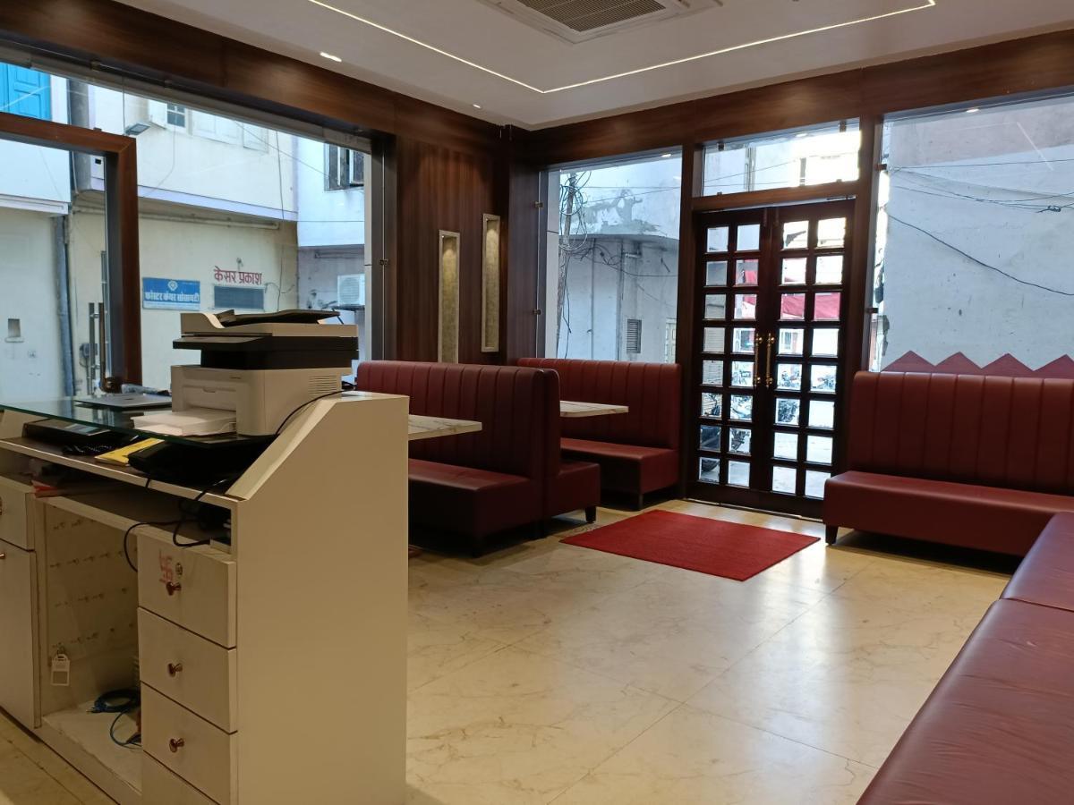 Hotel Vrinda Inn Udaipur Buitenkant foto