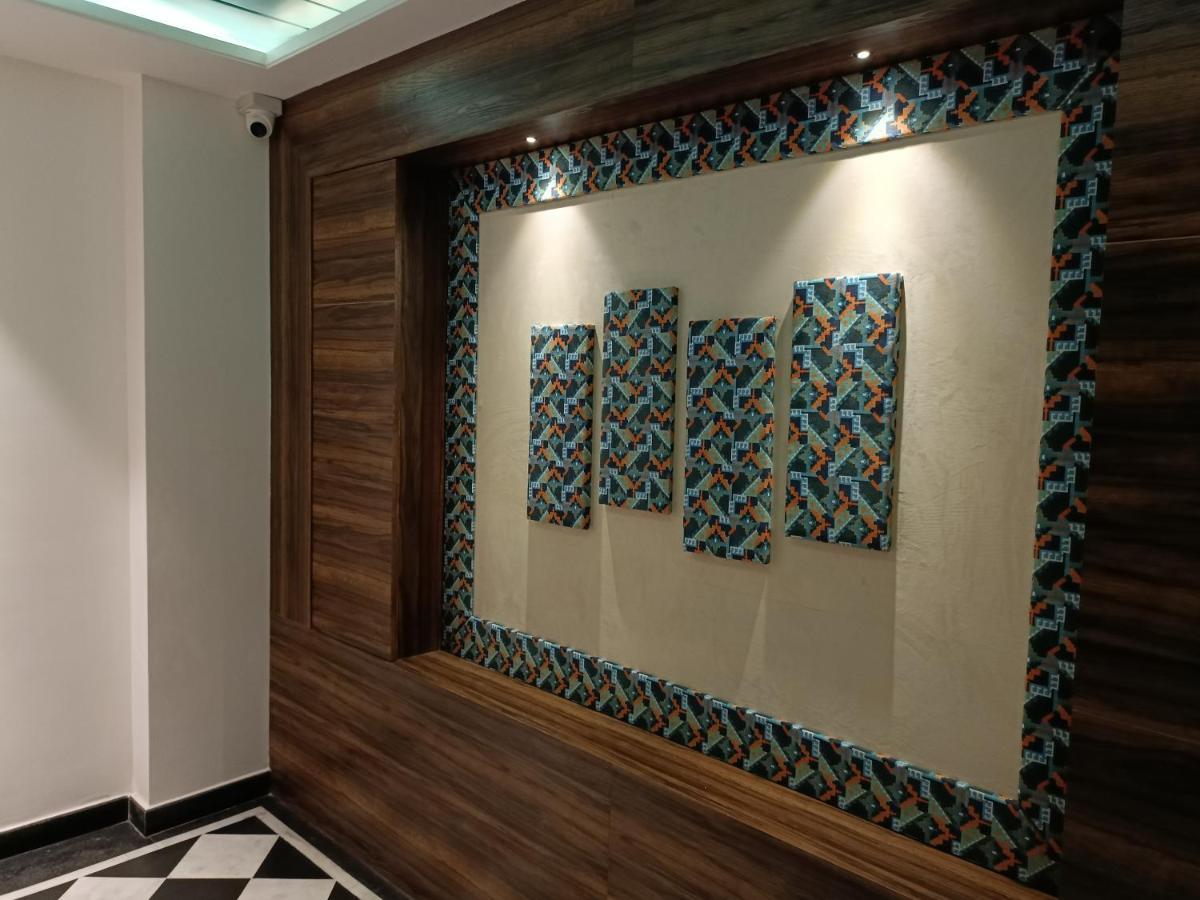 Hotel Vrinda Inn Udaipur Buitenkant foto