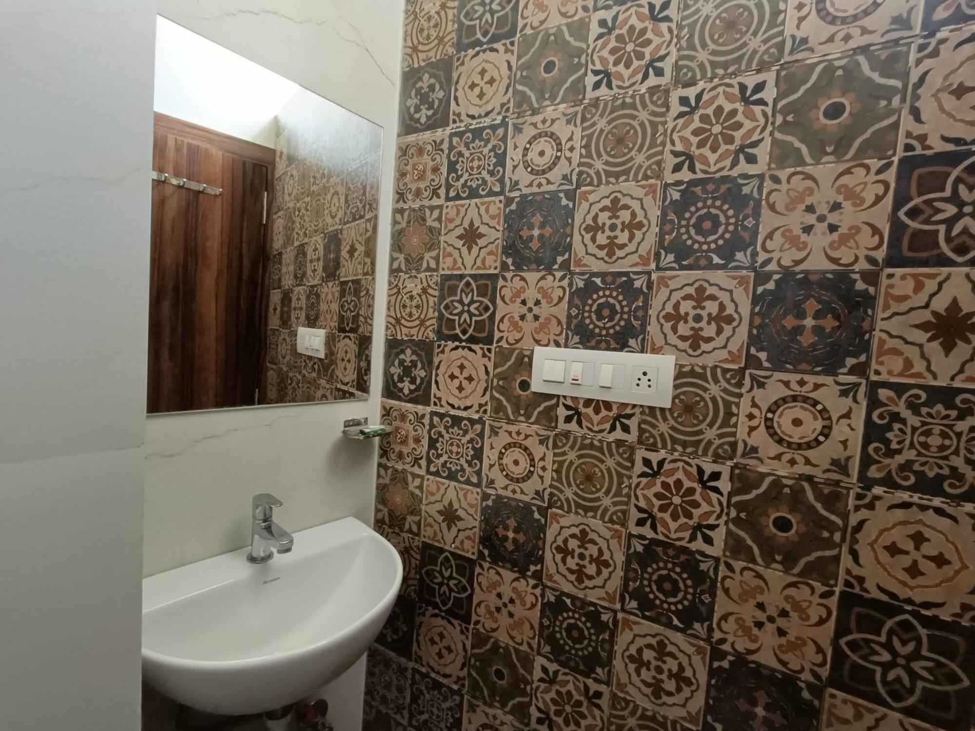 Hotel Vrinda Inn Udaipur Buitenkant foto